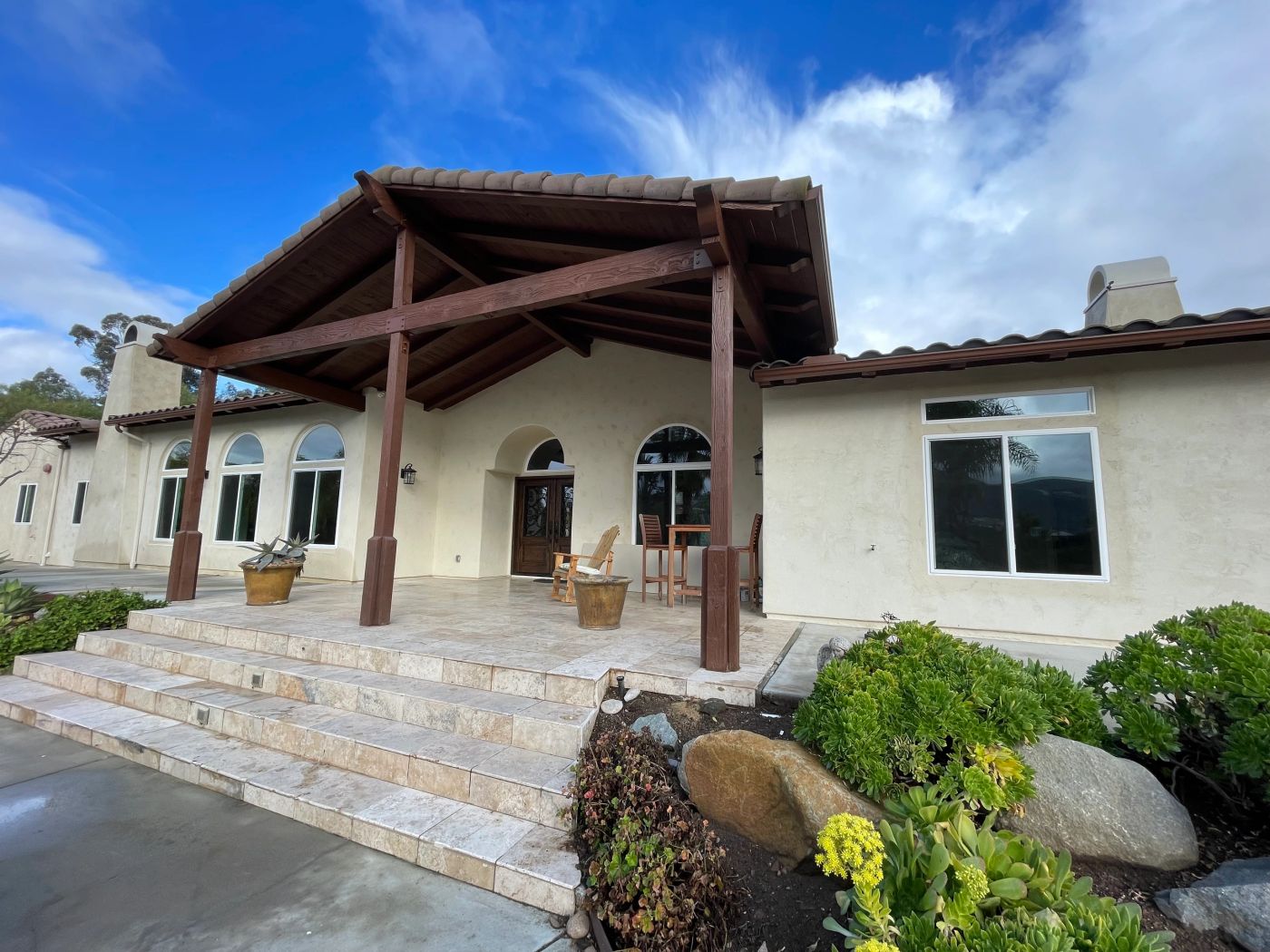 Exterior stucco remodel by JT Restoration